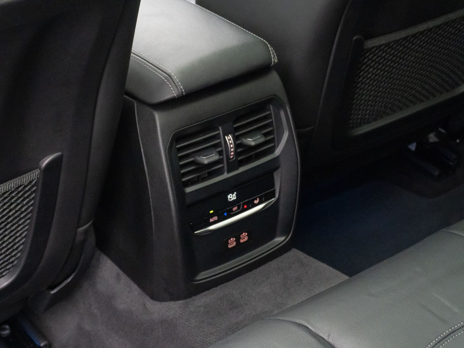 BMW 320e xD Sport Line - Samsaru's Car Outlet