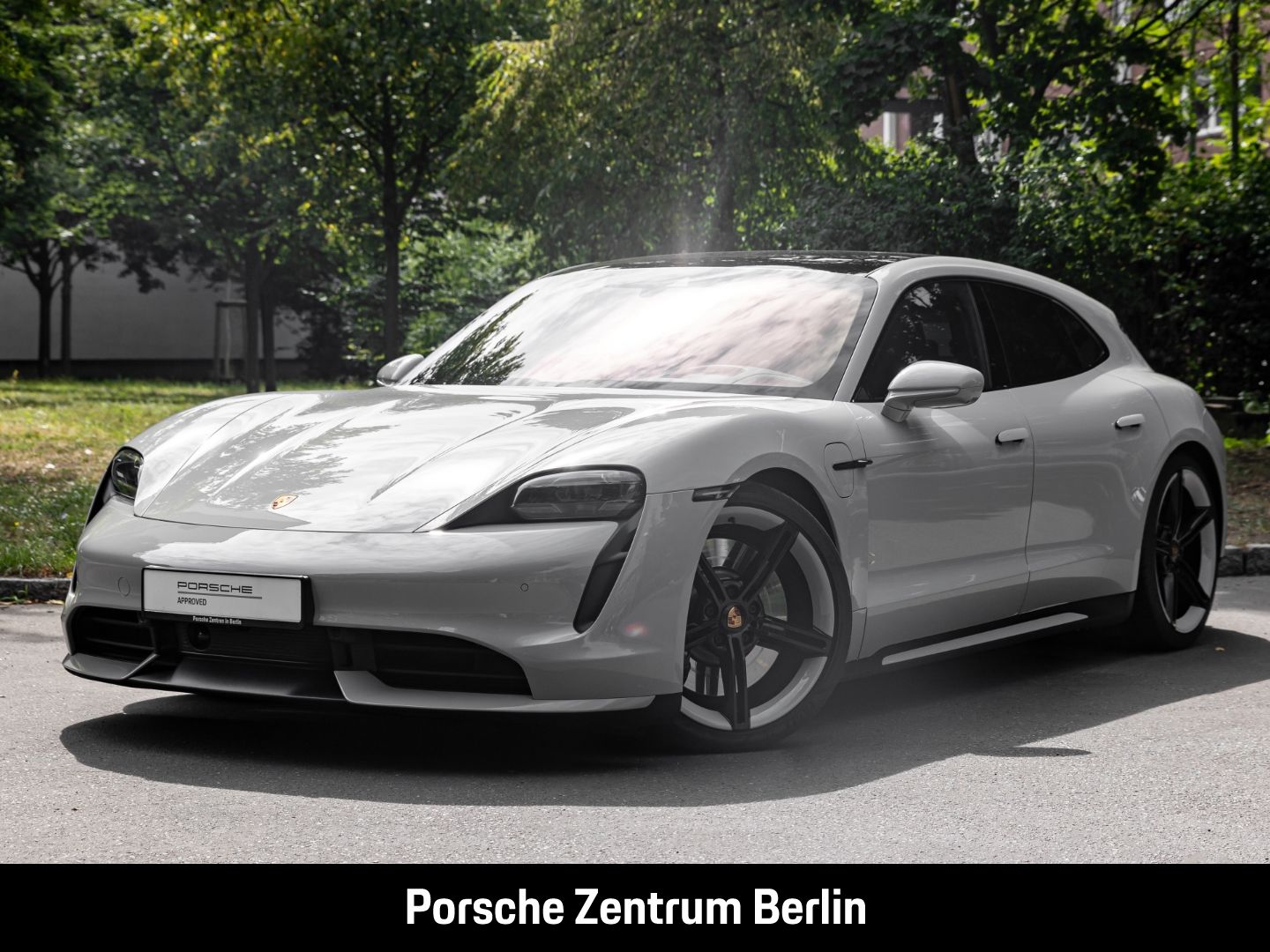 Porsche Taycan Turbo Sport Turismo Burmester Panorama