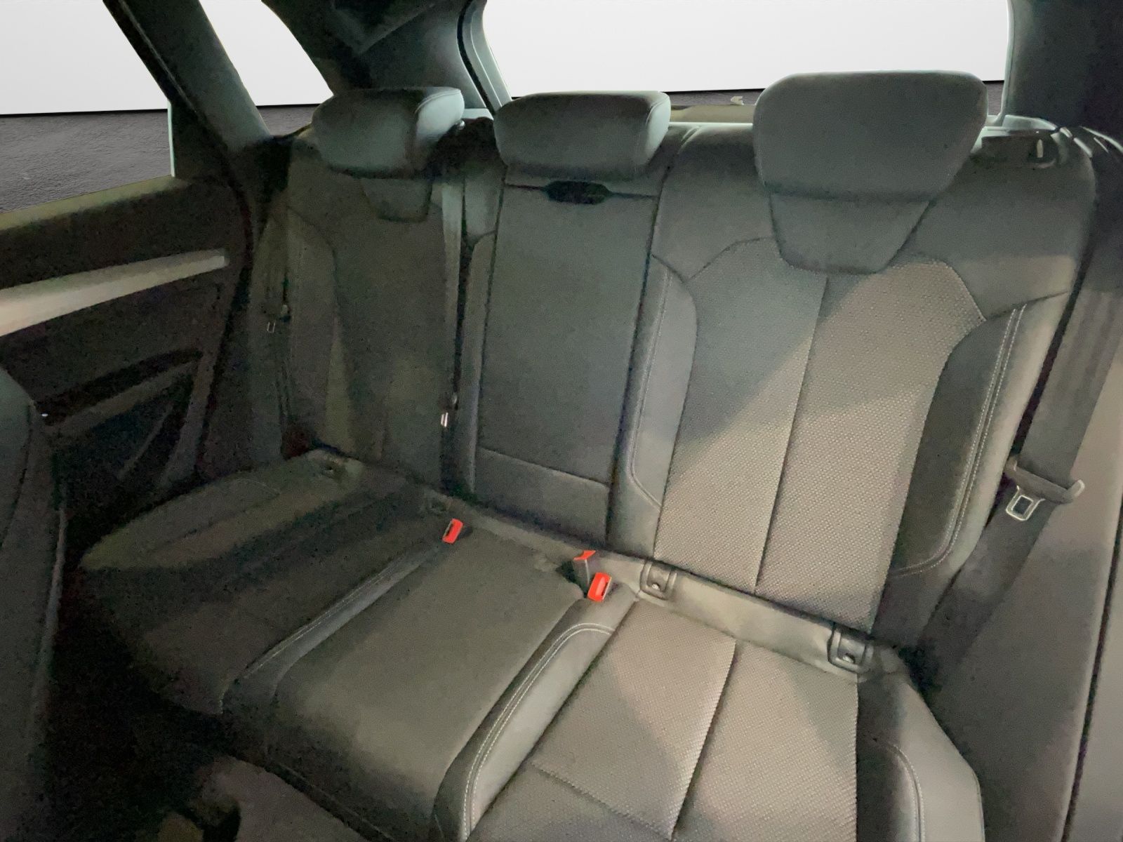 Audi Q5 40 TDI S tronic quattro S line  AHK Navi LED