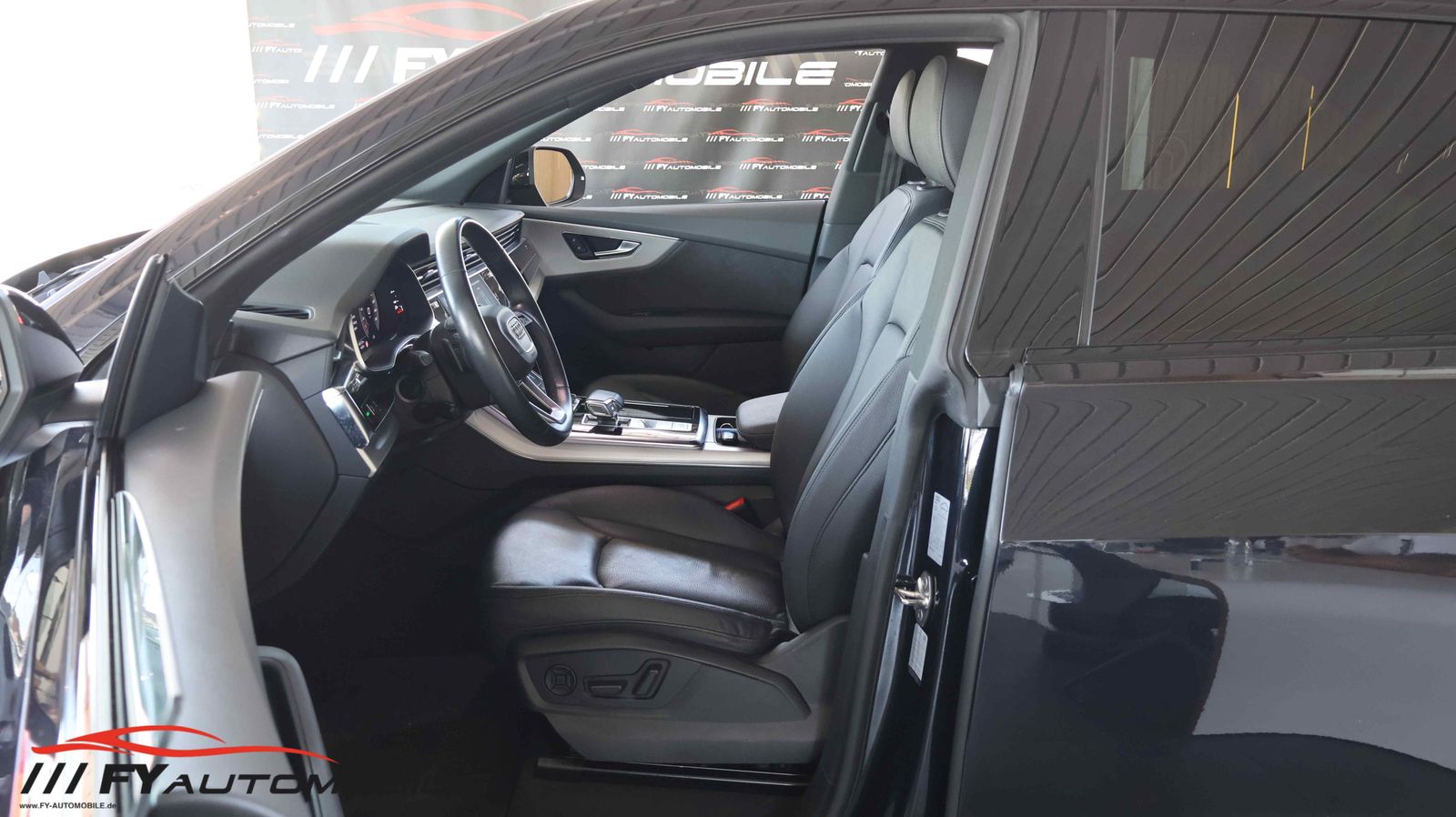 Audi Q8 50 TDI quattro S Line - Samsaru's Car Outlet