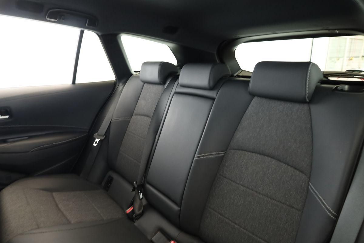 Toyota Corolla Touring Sports 2.0 CVT Team D Navi Kam