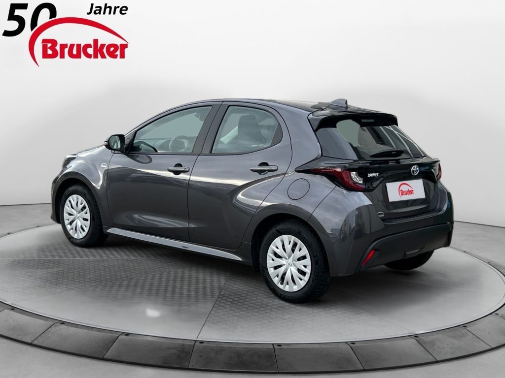 Toyota Yaris Hybrid 1.5 Business Edition - Samsaru's Car Outlet
