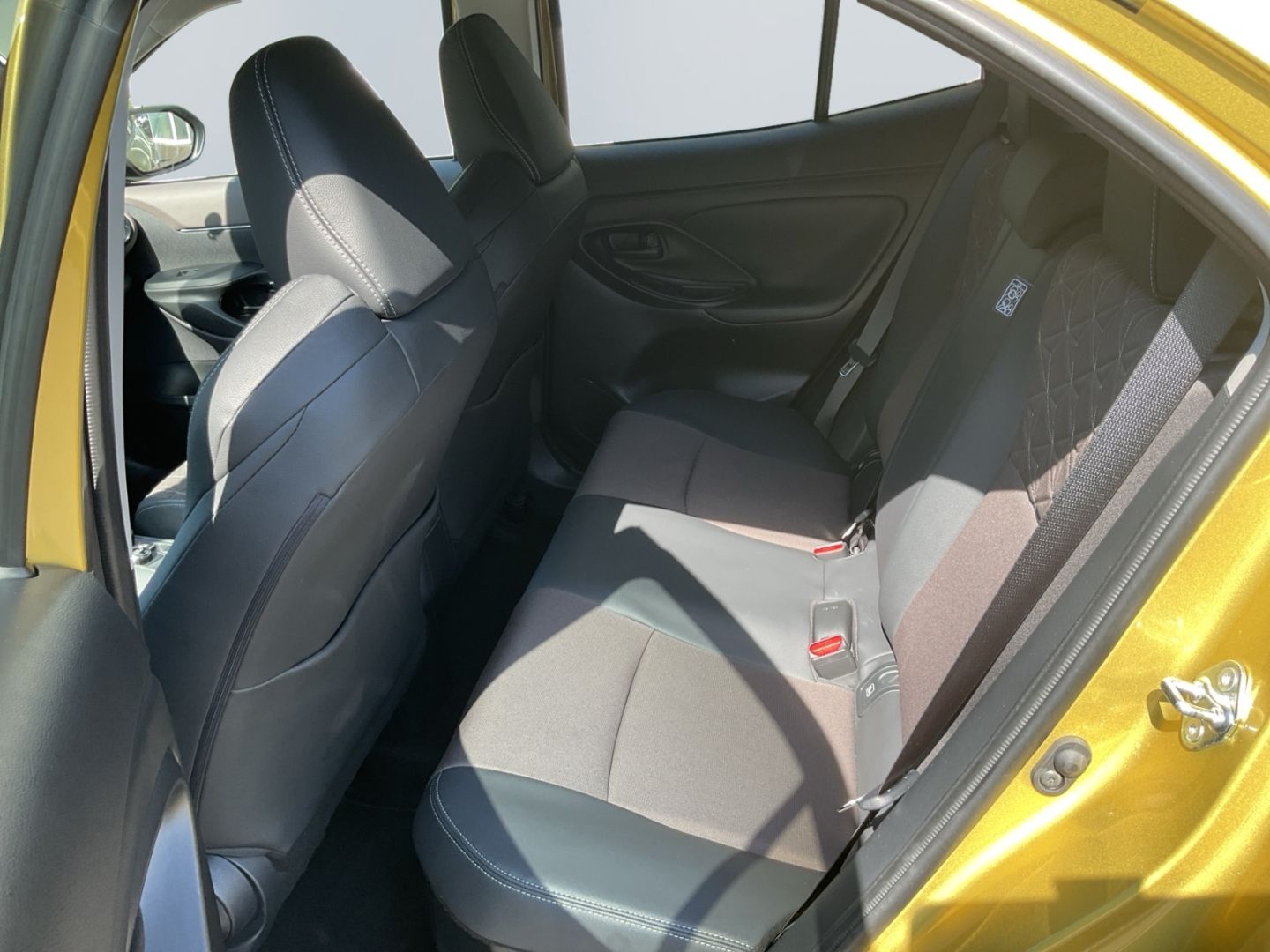 Toyota Yaris Cross Hybrid 1.5 AWD-i Elegant *Matrix*360