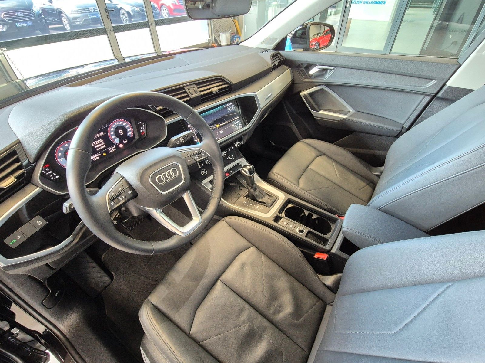 Audi Q3 SPORTBACK 45 TFSI quattro - Samsaru's Car Outlet