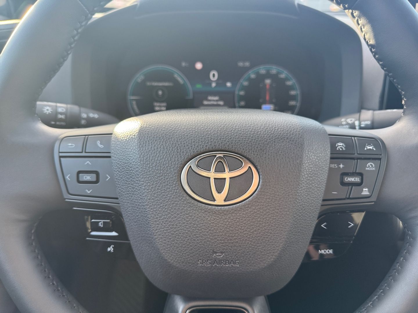 Toyota C-HR 1.8 Hybrid Team D *LED*SHZ*CAM*ACC*SmartKey