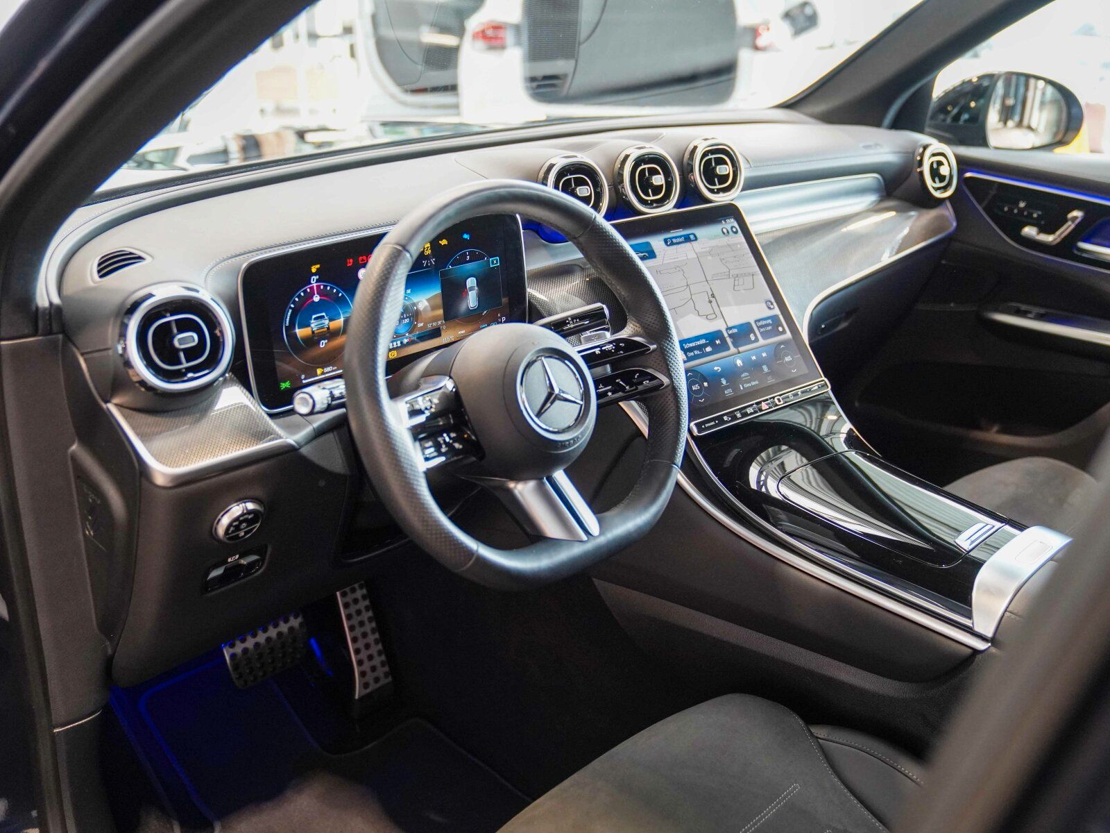 Mercedes-Benz GLC 300 d 4M AMG Line - Samsaru's Car Outlet