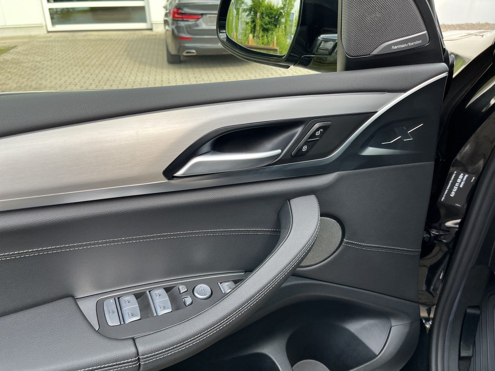 BMW X3 xDrive20d M Sport - Samsaru's Car Outlet