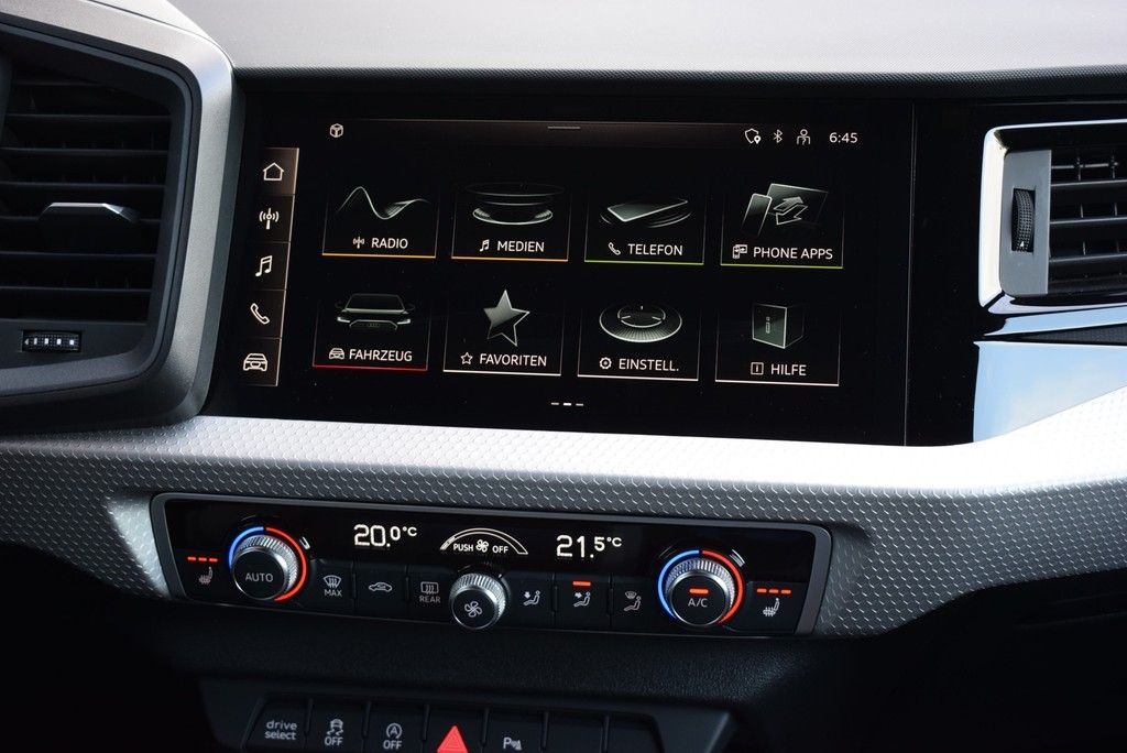 Audi A1 Sportback 40 TFSI S-tronic S-line - Samsaru's Car Outlet