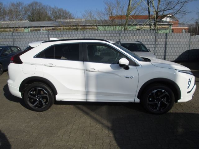 Mitsubishi Eclipse Cross Plus Select Black Hybrid 4WD 2.4 P