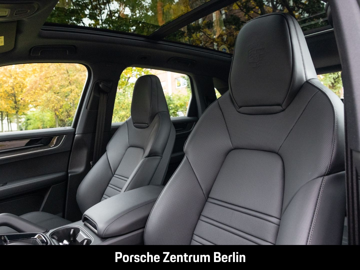 Porsche Cayenne HA-Lenkung InnoDrive Head-Up Sportabgas