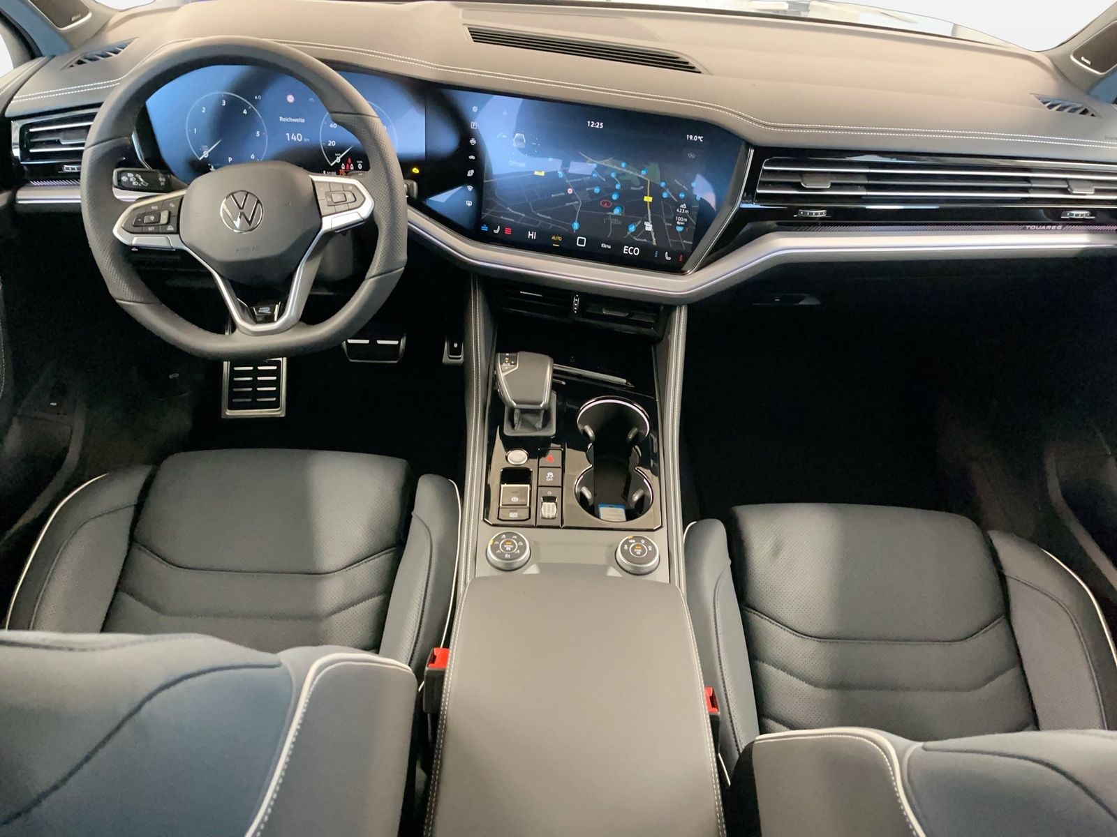 Volkswagen Touareg R-Line 3.0 V6 TDI 4Motion NP: 123740,-