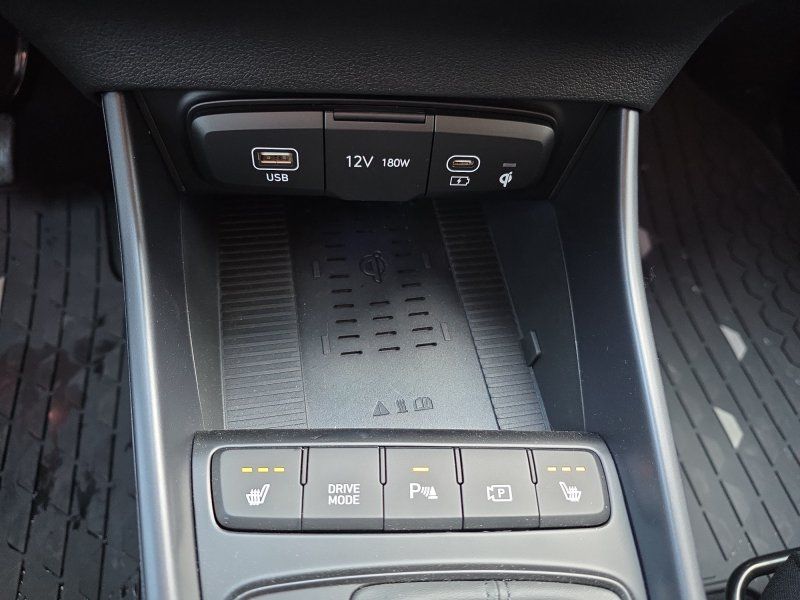 Hyundai i20 1.0 T-GDI 7DCT 17*Alu/LED/Navi/Keyless/ACC/S