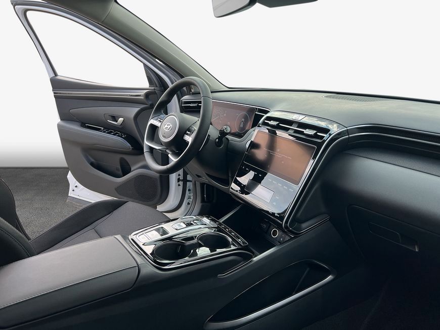Hyundai TUCSON 1.6 T-GDi Plug-in-Hybrid 4WD Trend - Samsaru's Car Outlet