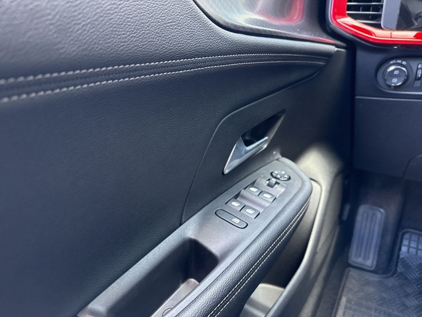 Opel Mokka-e GS Line - Samsaru's Car Outlet