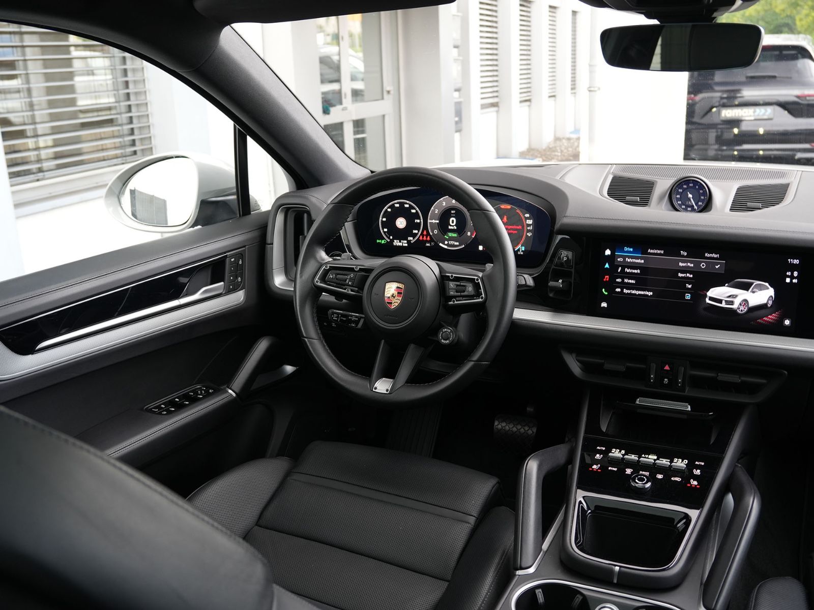 Porsche E-Hybrid Coupé SPORTDESIGNPAKET-ACC-MASSAGE-VOLL