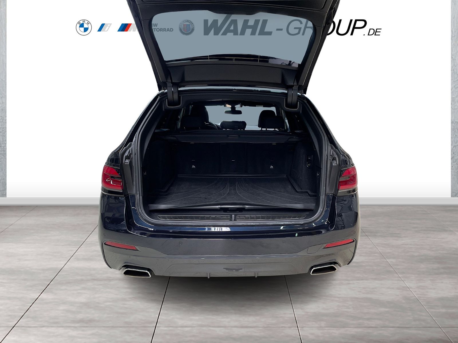 BMW 530d xDrive TOURING M SPORTPAKET AHK H&K HIFI AL