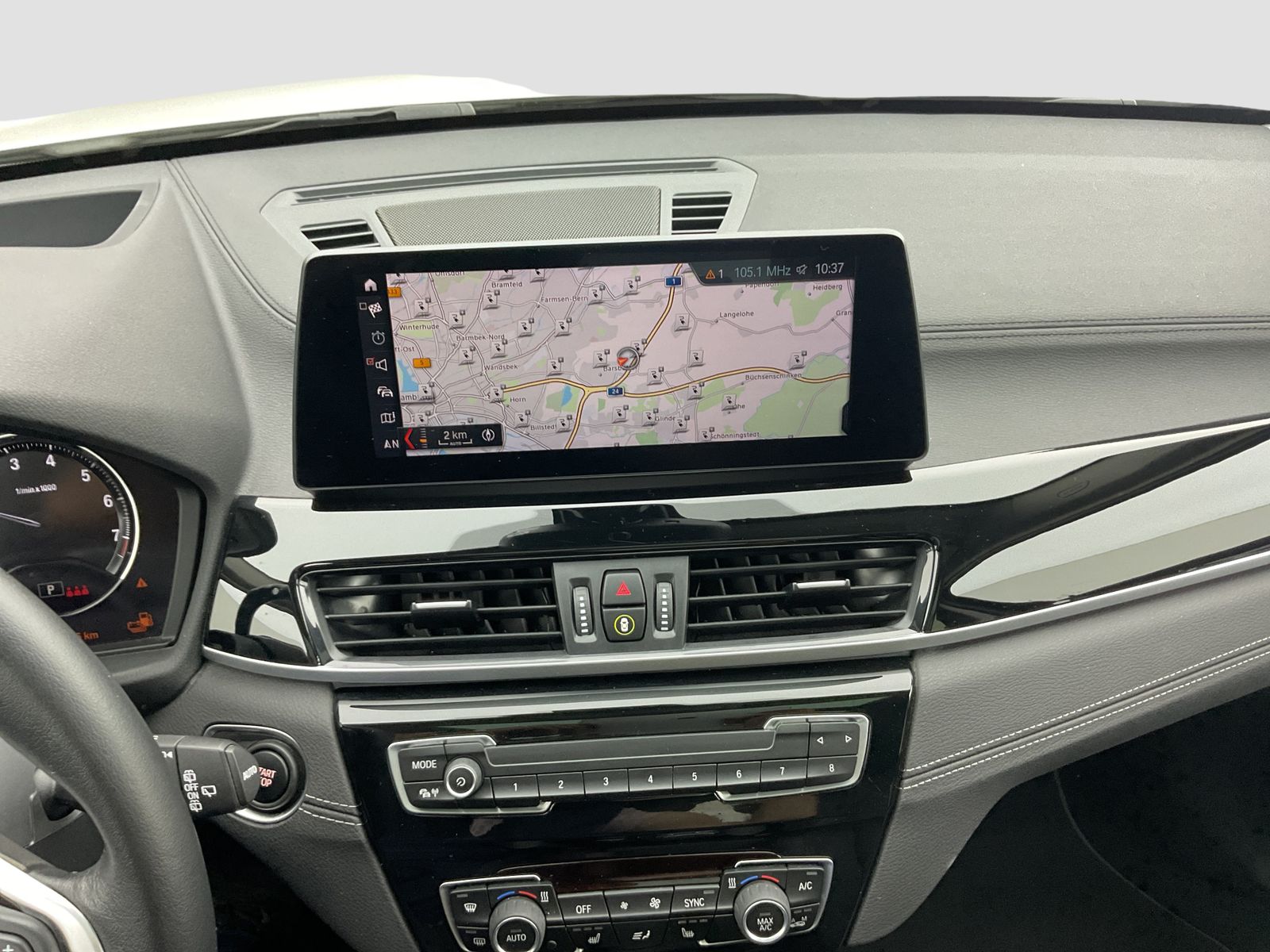 BMW X1 xDrive25e Sport Line - Samsaru's Car Outlet