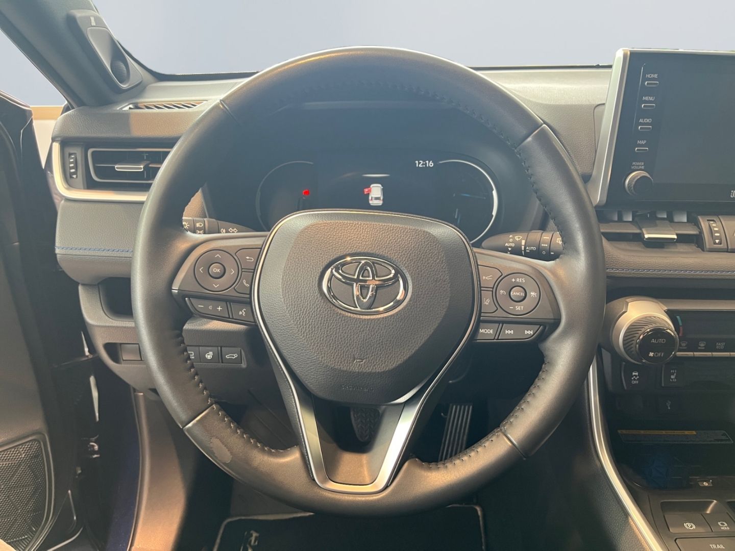 Toyota RAV 4 2.5 4x4 Hybrid Style - Samsaru's Car Outlet