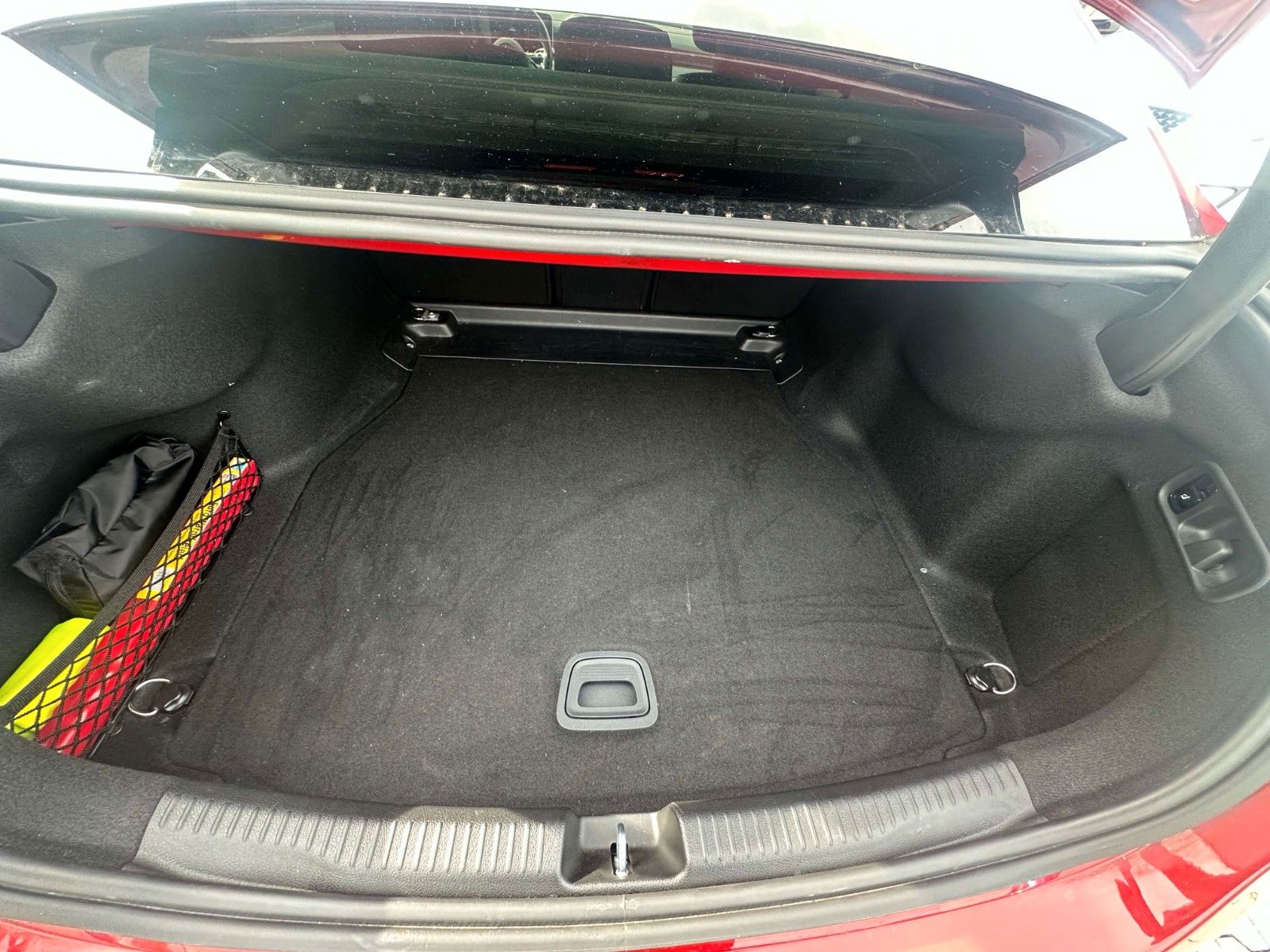 Mercedes-Benz C 200 C -Klasse Lim. 4Matic AMG Line - Samsaru's Car Outlet