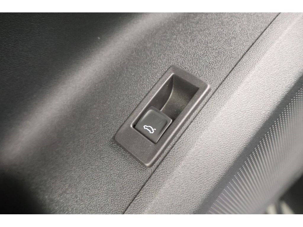 Audi Q5 2.0 TDI quattro S-line S-tronic,Navi,LED,AHK