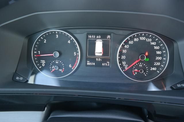 Volkswagen T6 Multivan T6 2.0 TDI Multivan - Samsaru's Car Outlet