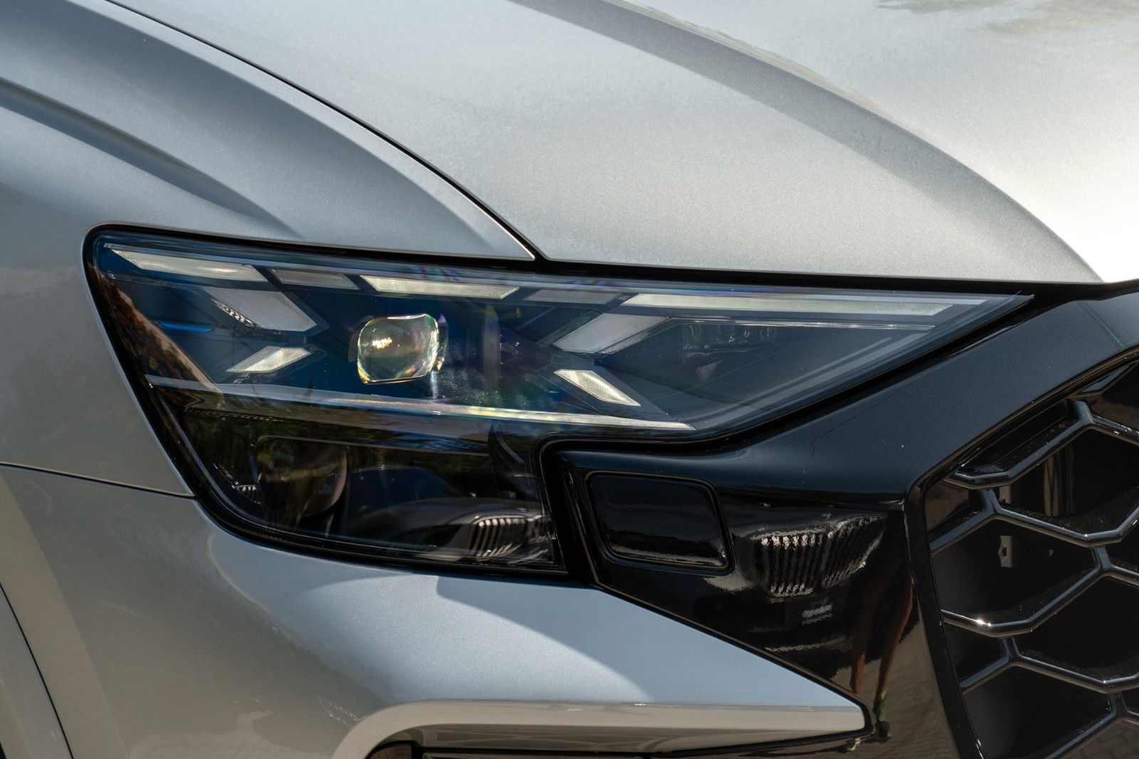 Audi RS Q8 PERFORMANCE.SOFTC.MATRIX.B&W.360°.KERAMIK