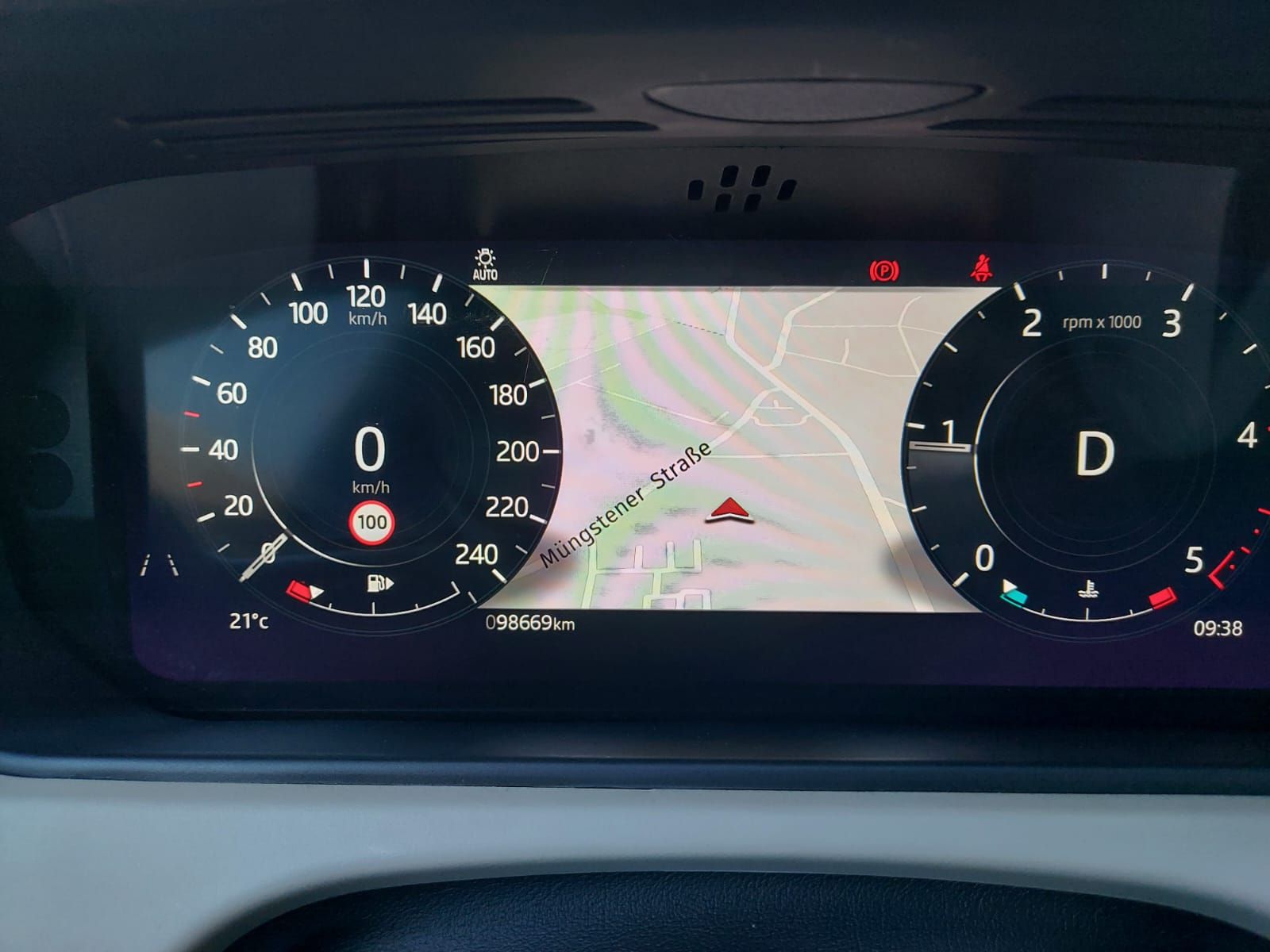 Range Rover Velar 2.0d D200 Edition - Samsaru's Car Outlet