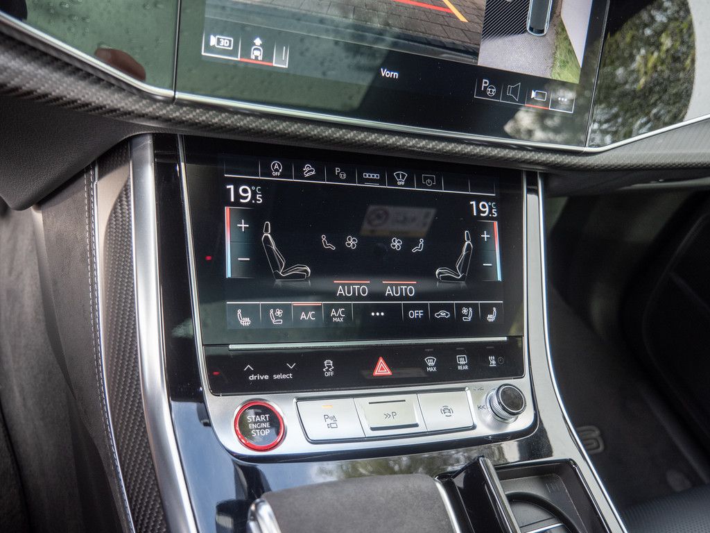 Audi RS Q8 TFSI quattro MATRIX HUD PANO STAND