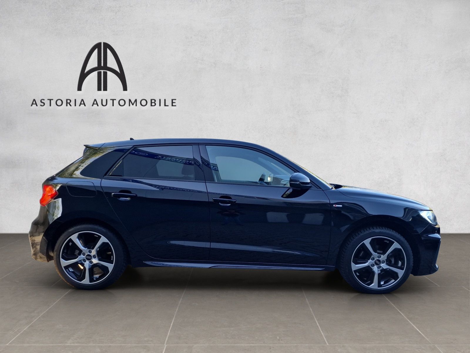 Audi A1 30 Sportback S-line - Samsaru's Car Outlet