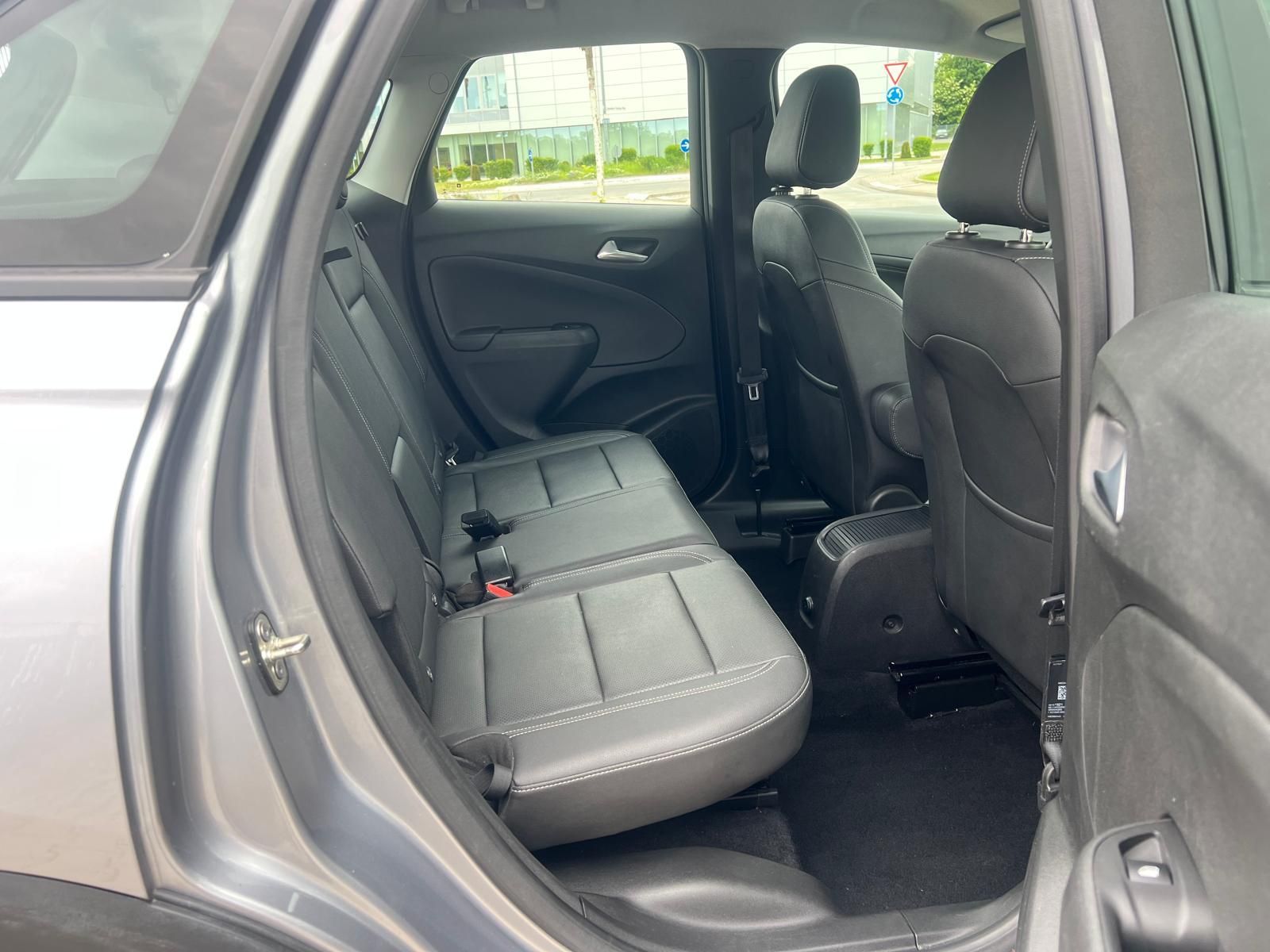 Opel Crossland 1.5 D Elegance Aut. - Samsaru's Car Outlet