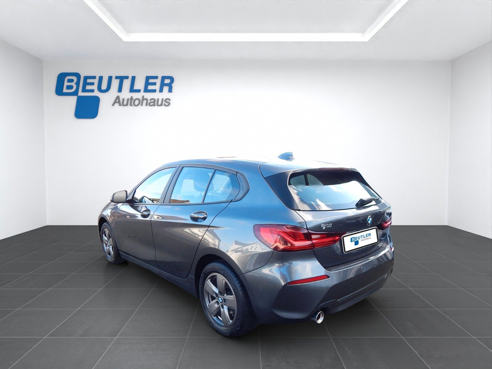 BMW 118iA Advantage - Samsaru's Car Outlet