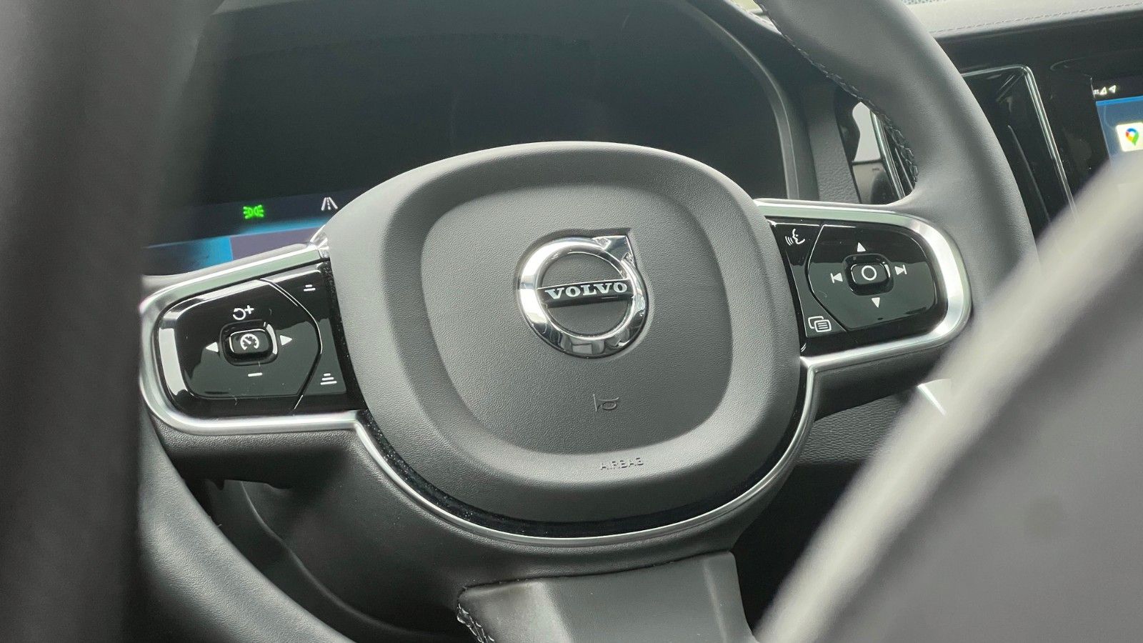 Volvo V60 CC B4 D Ultimate AWD*B&W*360°*SH*MASSAGE*