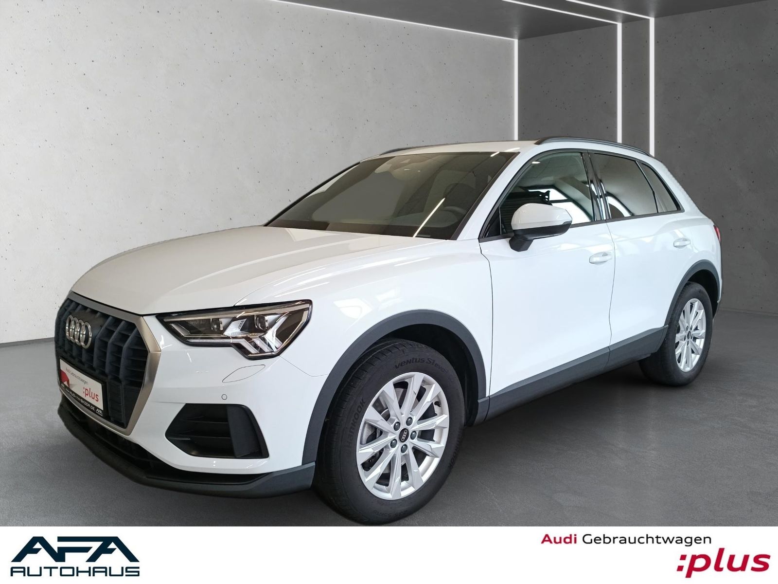 Audi Q3 45 TFSI quattro S line - Samsaru's Car Outlet