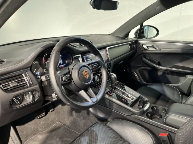 Porsche Macan - Samsaru's Car Outlet