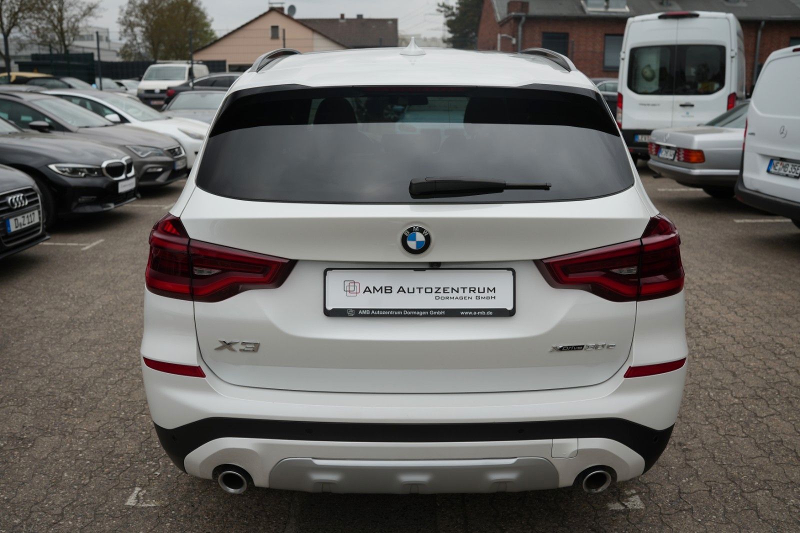 BMW X3 30e X Line xDrive*LED*AHK*PANO*NAV*HEADUP*