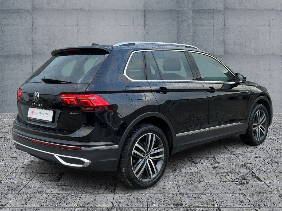 Volkswagen Tiguan 2.0 TDI 4M ELEGANCE MATRIX+NAVI+AHK+PANO