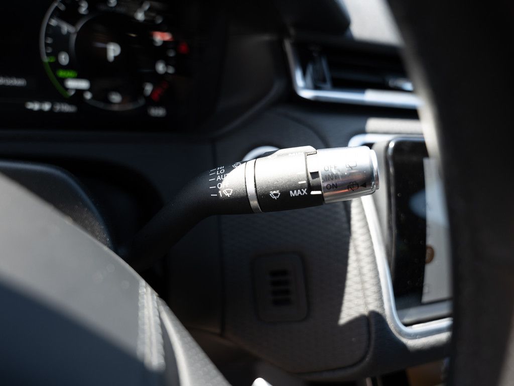 Range Rover Velar P400e S - Samsaru's Car Outlet