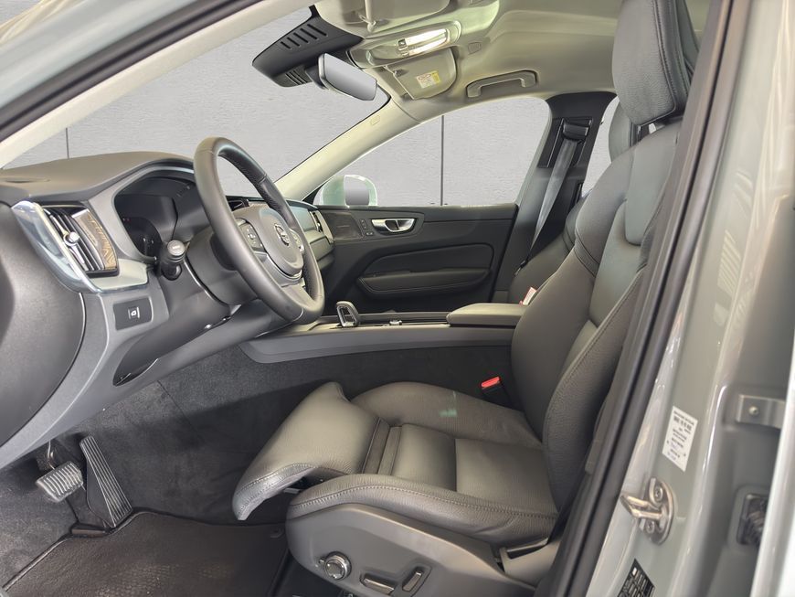 Volvo XC60 B5 B AWD Core