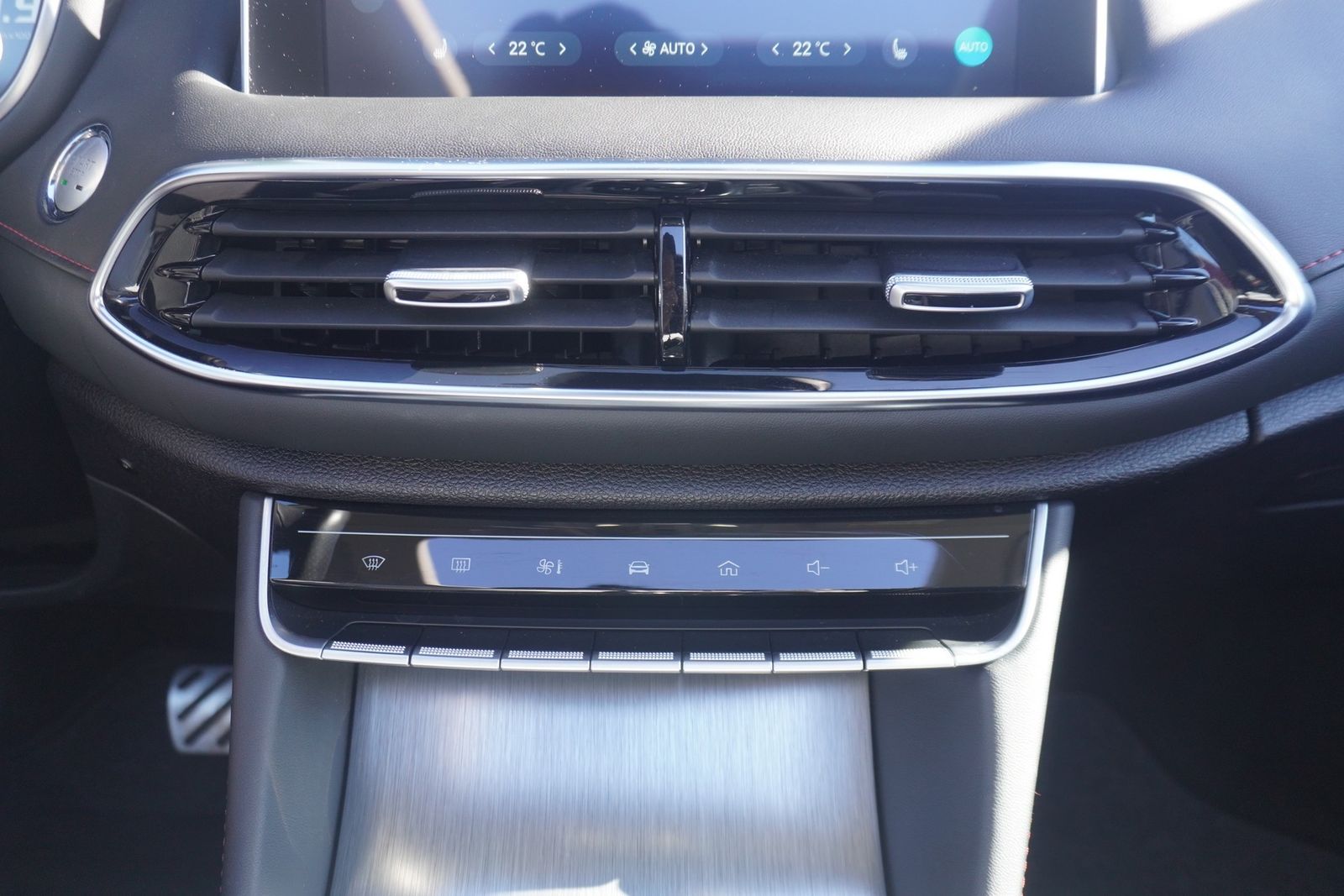 MG HS 1.5 T-GDI Luxury Aut. LED Navi Pano 360°