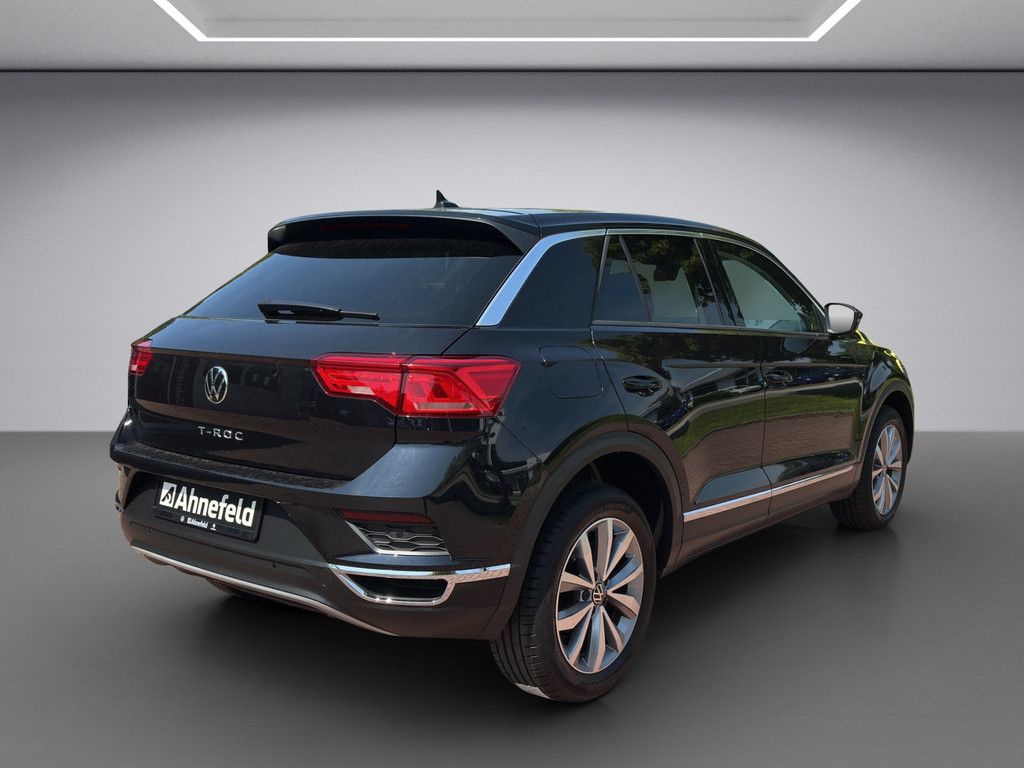 Volkswagen T-Roc 1.5 TSI Style DSG - Samsaru's Car Outlet