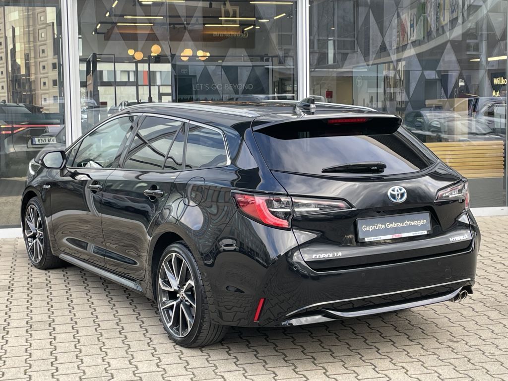 Toyota Corolla 2.0 Hybrid Touring Sports Lounge