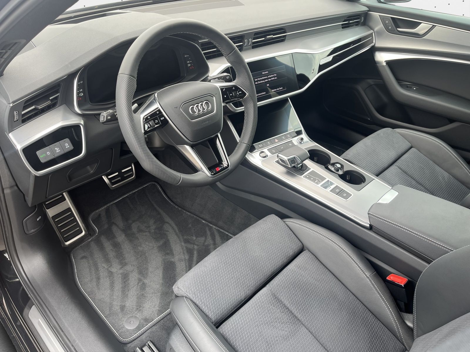 Audi A6 Avant 55 TFSI e S line - Samsaru's Car Outlet