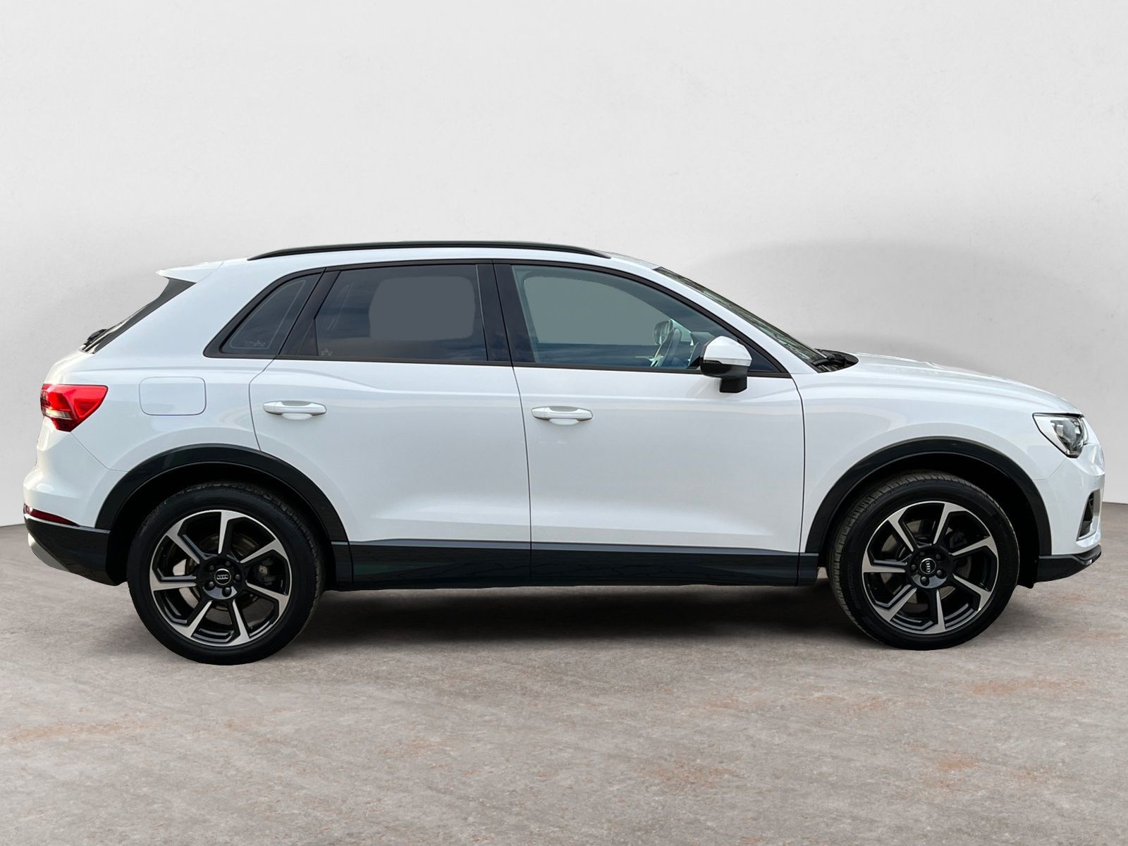 Audi Q3 45 TFSI qu. S-Tronic advanced 19Zoll - Samsaru's Car Outlet