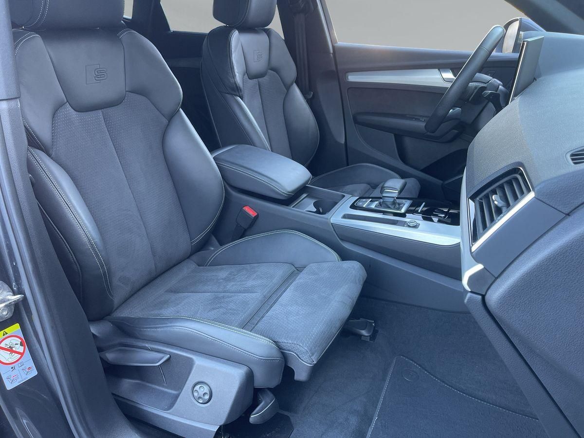 Audi Q5 40 TDI quattro S-Line - Samsaru's Car Outlet