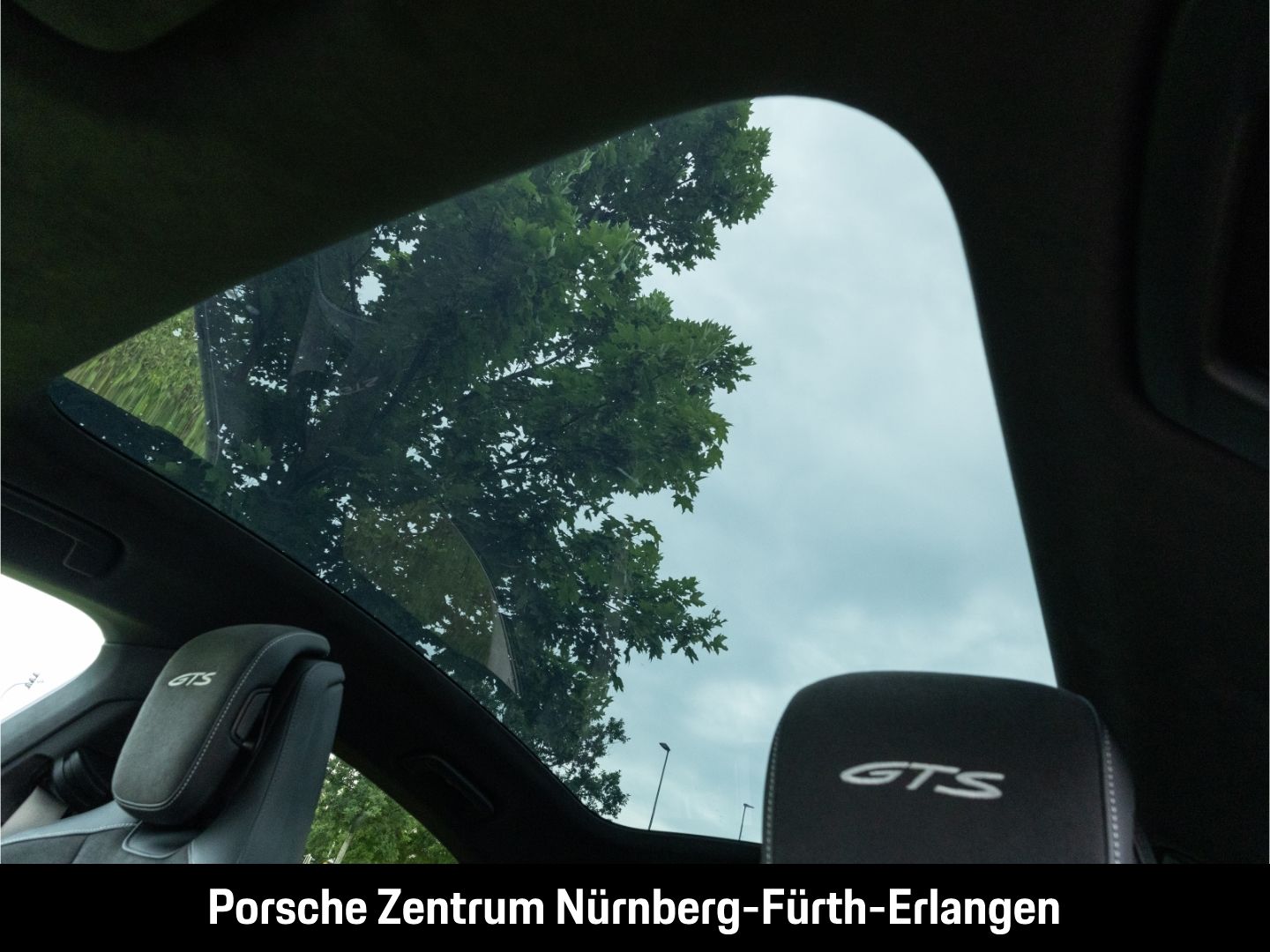 Porsche Taycan GTS PSCB BOSE InnoDrive SurroundView Pano