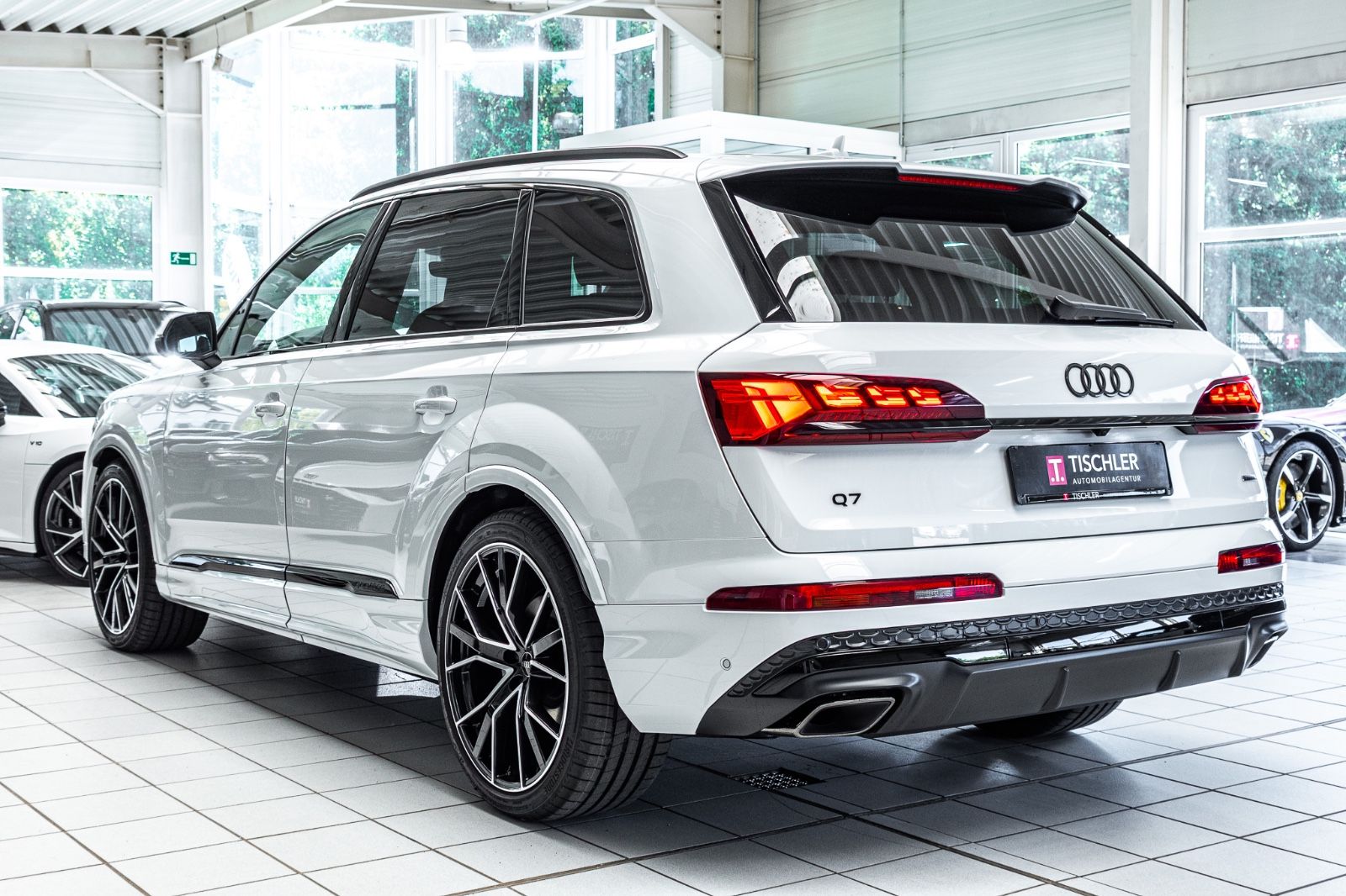 Audi Q7 50TDI Quattro SLine LUFT*AHK*MATRIX*PANO*22"
