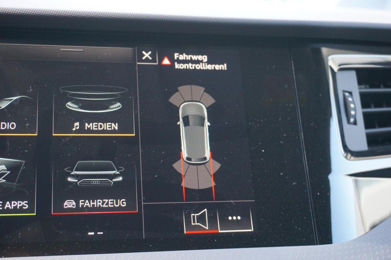 Audi A1 25 TFSI S-Tronic Plus Paket LED 17 ALU GRA