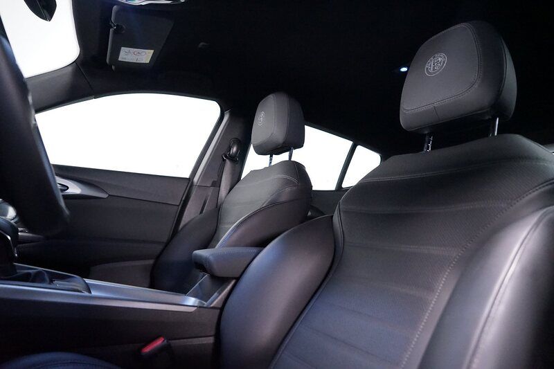 Alfa Romeo Tonale 1.5 VGT Hybrid Ti Aut.*Matrix*Kamera*Keyl