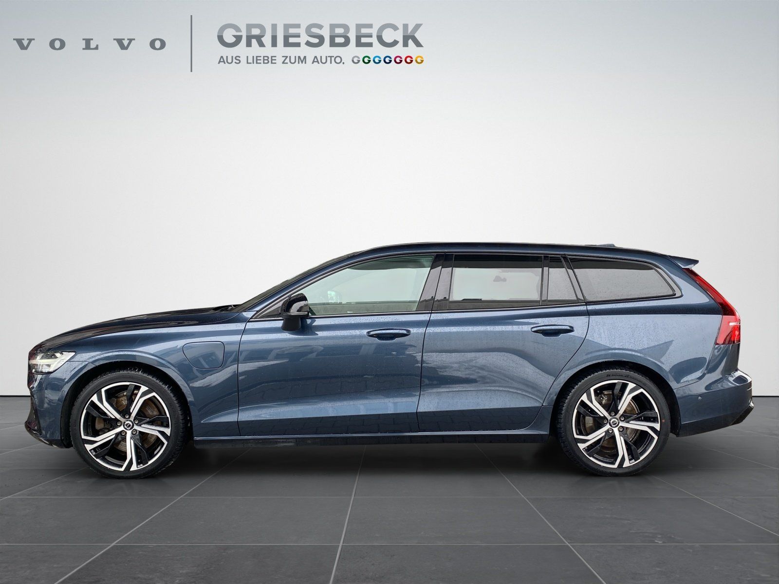 Volvo V60 Kombi T8 Twin Engine AWD*AHK*4xSHZ*WiPa*