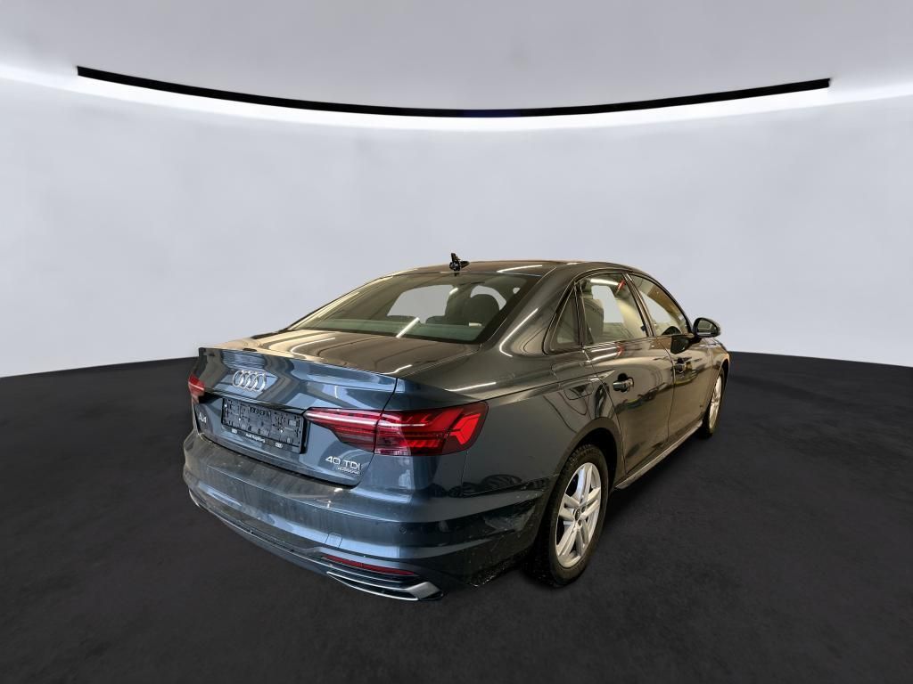 Audi A4 40 TDI quat S-TRONIC R-KAM V-COCK LED NAVI AN